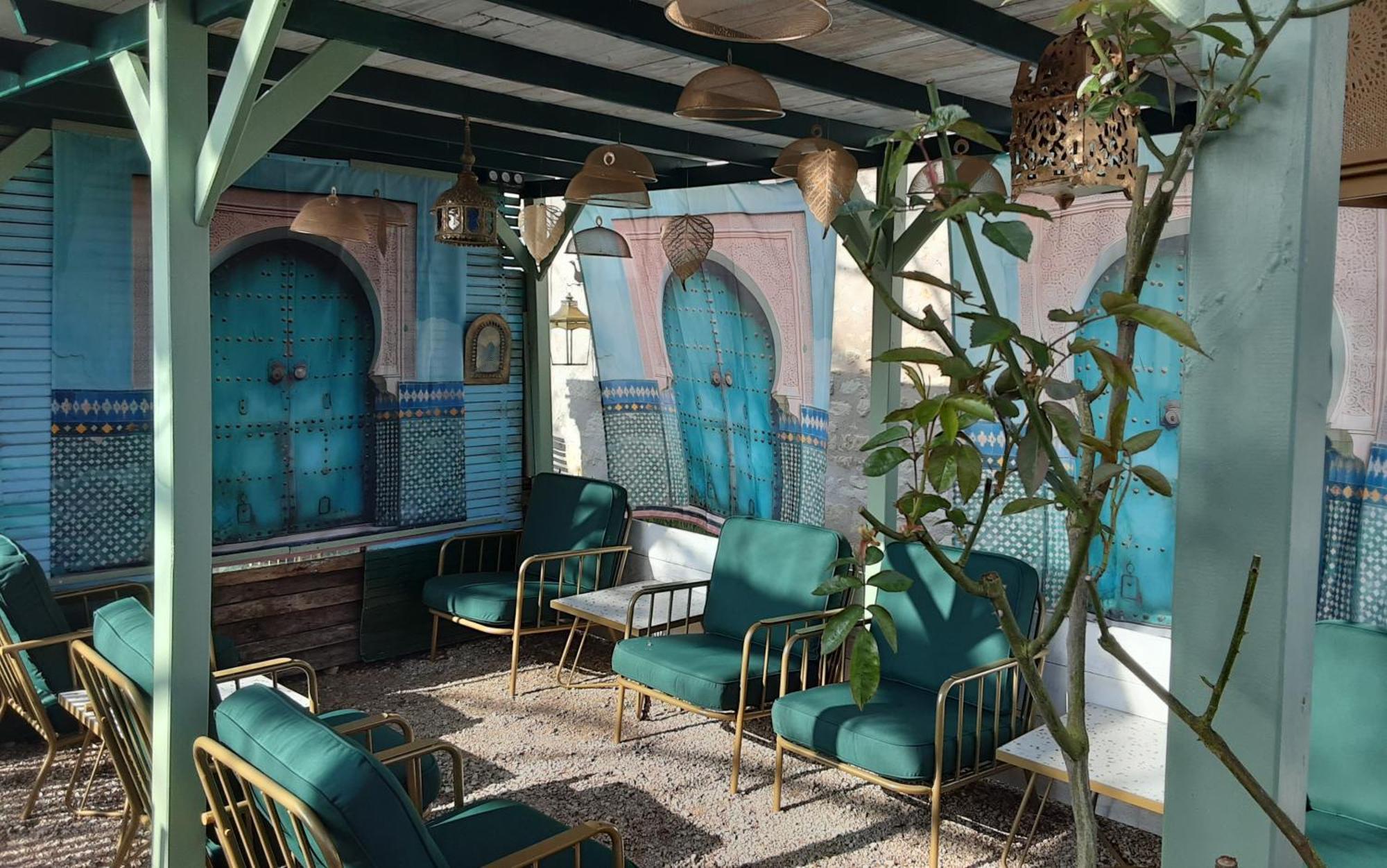 'La Menagerie' Bed & Breakfast Chateauvieux  Exterior photo
